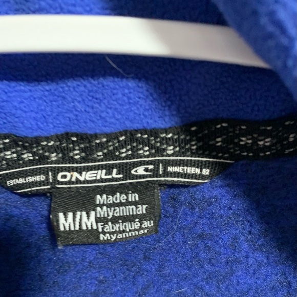 Women’s O’Neill fleece sweater. - Picture 2 of 4